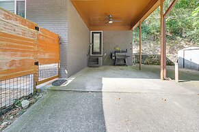 Walk to Bathhouse Row: Dog-friendly Home!