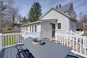 Gambier Vacation Rental ~ 5 Mi to Mt Vernon!