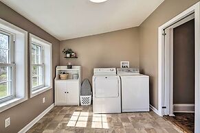 Gambier Vacation Rental ~ 5 Mi to Mt Vernon!