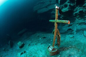 Charming Santa Rosa Home w/ Mountain Views & Porch
