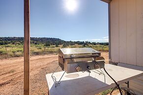 Charming Santa Rosa Home w/ Mountain Views & Porch