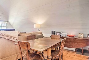 Lake Martin Cabin w/ Luxury Dock & Kayaks!