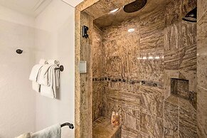 Inviting Park City Condo w/ Resort Amenities!