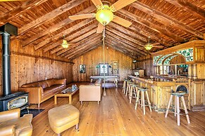 Luxe Wine Country Estate w/ Orchard-facing Balcony