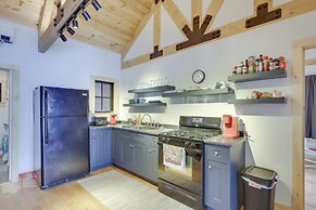 Lakefront Hartford Cabin w/ Canoe & Boat Ramp