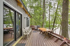 Lakefront Hartford Cabin w/ Canoe & Boat Ramp