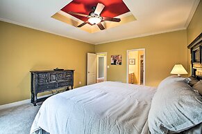 2-tier Deck & Boat Parking: Lake Hamilton Home