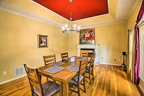 2-tier Deck & Boat Parking: Lake Hamilton Home