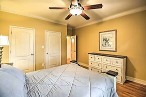 2-tier Deck & Boat Parking: Lake Hamilton Home