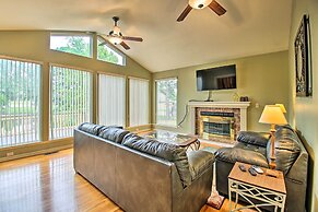 2-tier Deck & Boat Parking: Lake Hamilton Home