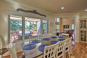 Dock & Kayaks: Lakefront Hot Springs Home