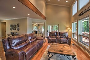 Dock & Kayaks: Lakefront Hot Springs Home