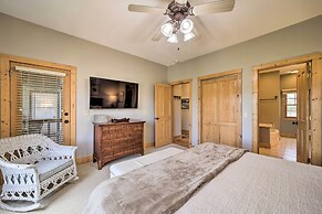 Beautiful Lake Glenville Townhome w/ Mountain View