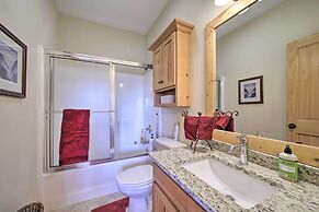 Beautiful Lake Glenville Townhome w/ Mountain View