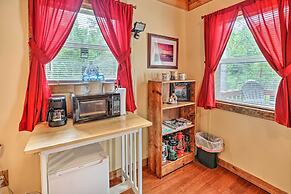 Off-the-grid Cabin Living in Red River Gorge!