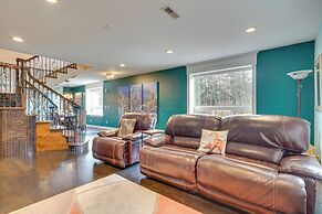 Large Family Home w/ Patios, Gas Grill + Fire Pit!