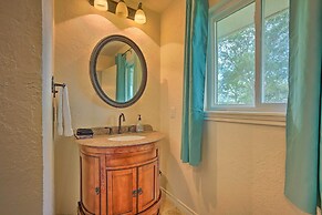 Modern Lake Conroe House w/ Lakefront Park & Deck!