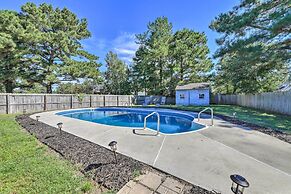 Pet-friendly Jacksonville Home w/ Fenced Yard