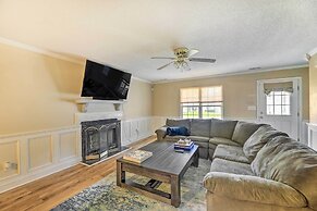 Pet-friendly Jacksonville Home w/ Fenced Yard