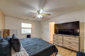 Pet-friendly Jacksonville Home w/ Fenced Yard