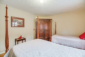 Resort Home on Mountain Golf Course w/ Deck & View