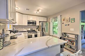 Near Tobyhanna State Park: Home w/ Hot Tub!