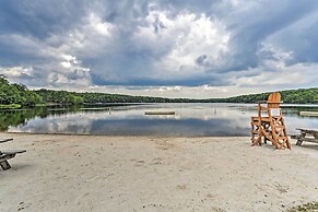 Pocono Mountain Home w/ 3 Community Lakes!
