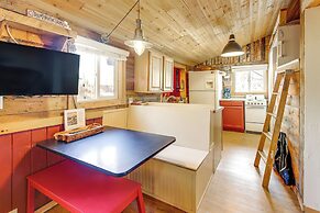 1 Mi to Grand Lake: Pet-friendly Cabin w/ Grill!