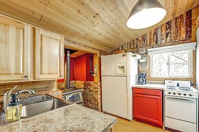 1 Mi to Grand Lake: Pet-friendly Cabin w/ Grill!