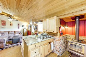 1 Mi to Grand Lake: Pet-friendly Cabin w/ Grill!