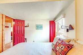 1 Mi to Grand Lake: Pet-friendly Cabin w/ Grill!