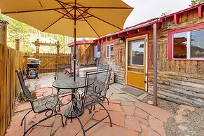 1 Mi to Grand Lake: Pet-friendly Cabin w/ Grill!