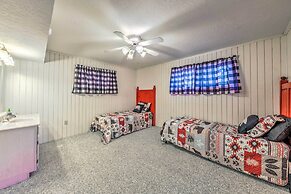 Relaxing Ruidoso Getaway w/ Spacious Deck!