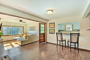 Franklin Home w/ Hot Tub & Mtn Views!