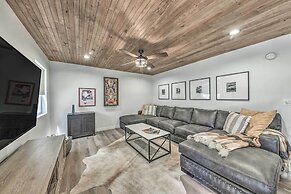 Central Ruidoso Retreat w/ Deck & Game Room!