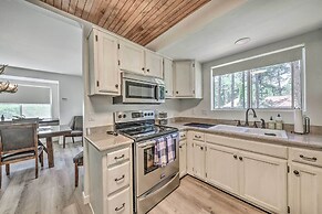 Central Ruidoso Retreat w/ Deck & Game Room!