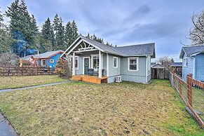 Port Angeles Retreat - 1 Mi to Downtown!