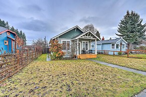 Port Angeles Retreat - 1 Mi to Downtown!