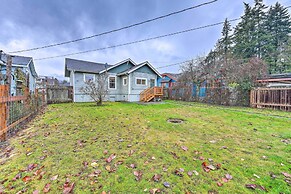 Port Angeles Retreat - 1 Mi to Downtown!