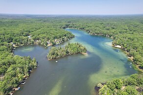 Rose City Cabin w/ Fire Pit & Lake Access