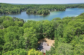 Rose City Cabin w/ Fire Pit & Lake Access