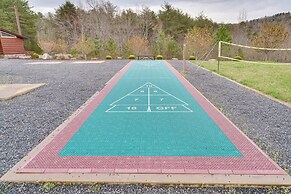 Nebo Home w/ Hot Tub: Wheelchair Accessible