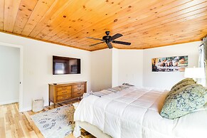 Nebo Home w/ Hot Tub: Wheelchair Accessible