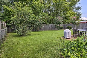 Memphis House w/ Yard 25 Minutes to Beale Street!