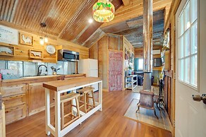 Pet-friendly Kerrville Vacation Rental Farmhouse