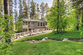 Rustic Escape w/ Deck, Hot Tub & Mountain Views