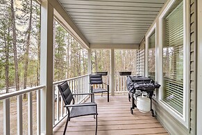 Rustic Escape w/ Deck, Hot Tub & Mountain Views