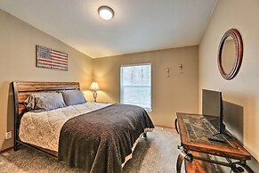 Rustic Escape w/ Deck, Hot Tub & Mountain Views