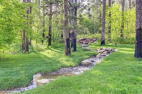 Rustic Escape w/ Deck, Hot Tub & Mountain Views