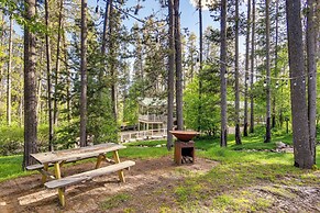 Rustic Escape w/ Deck, Hot Tub & Mountain Views